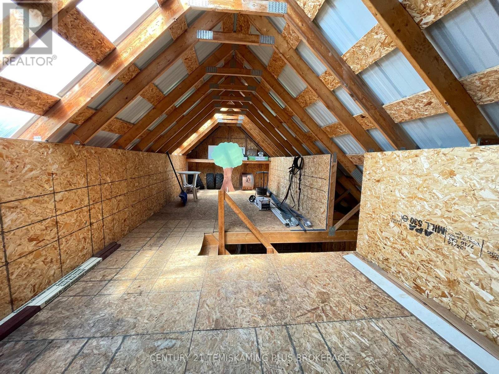 23 Twelfth Street E, Armstrong (Earlton), ON
