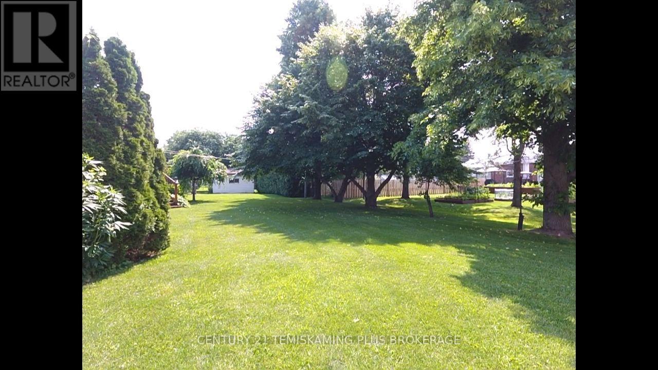 23 Twelfth Street E, Armstrong (Earlton), ON