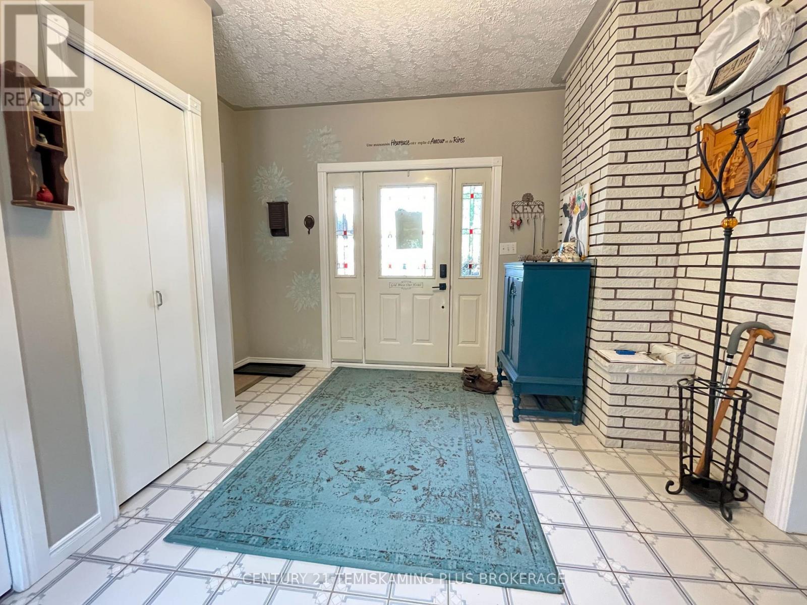 23 Twelfth Street E, Armstrong (Earlton), ON