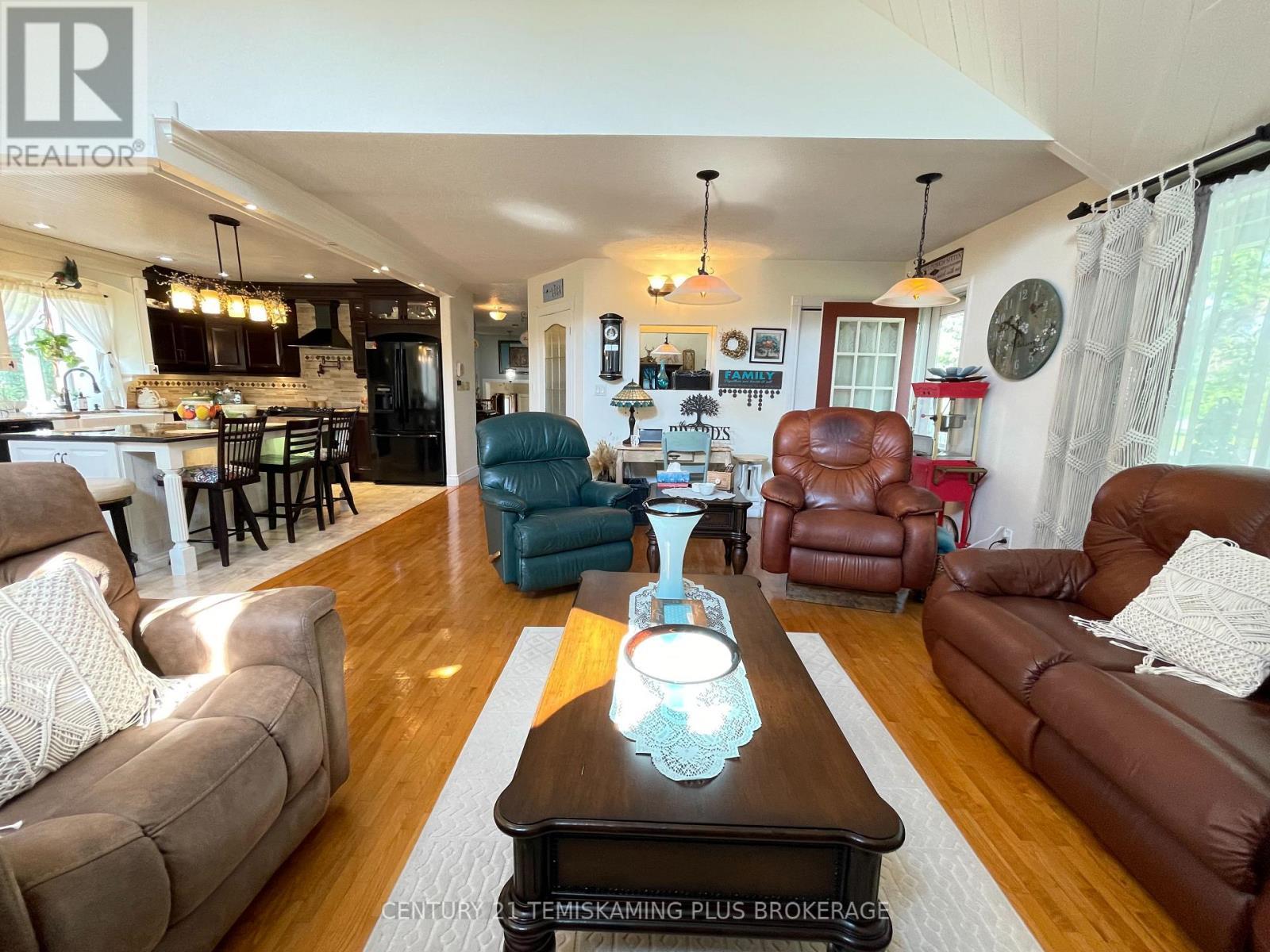 23 Twelfth Street E, Armstrong (Earlton), ON