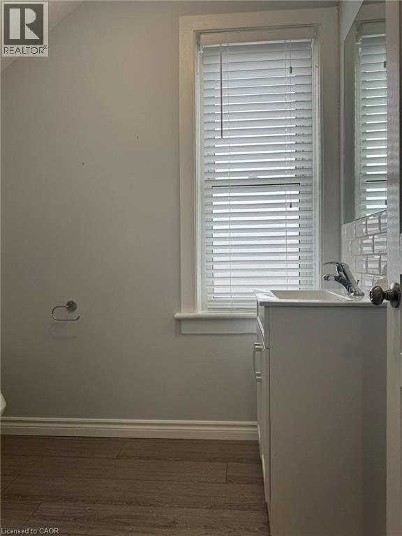 48 Walter Street Unit# A, Kitchener, ON
