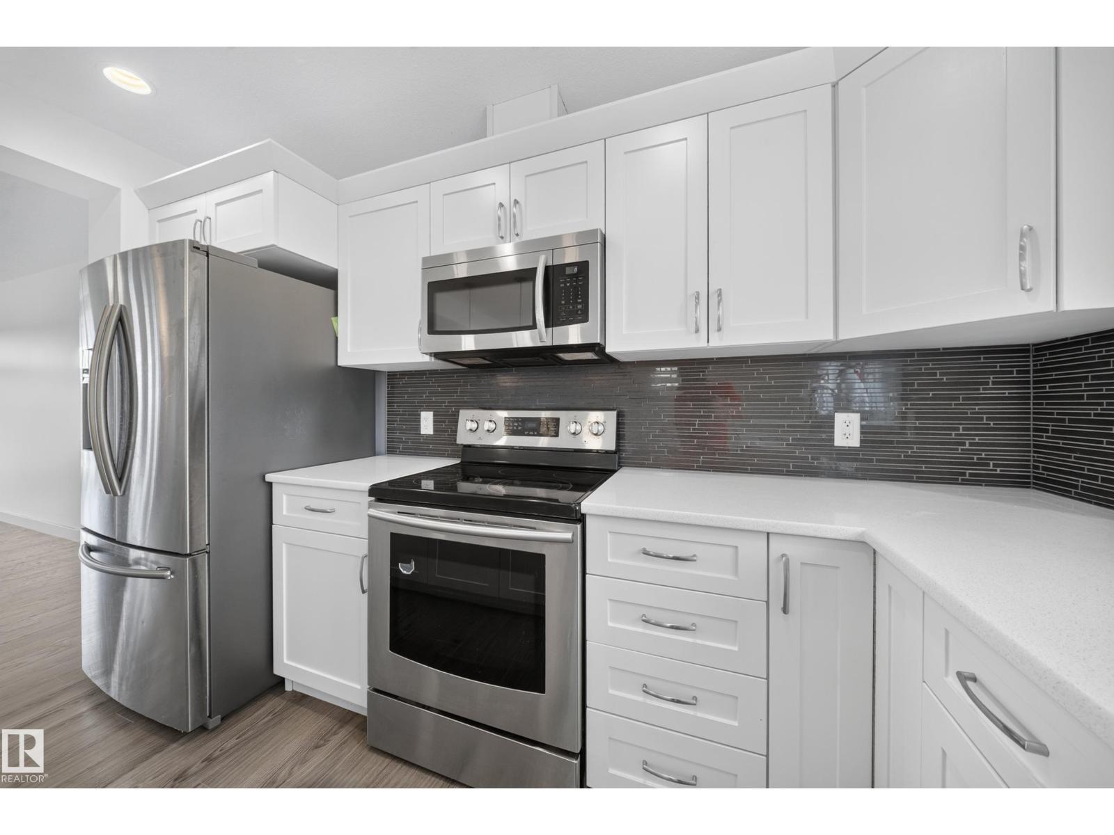 227 Cy Becker Blvd Nw, Edmonton, AB