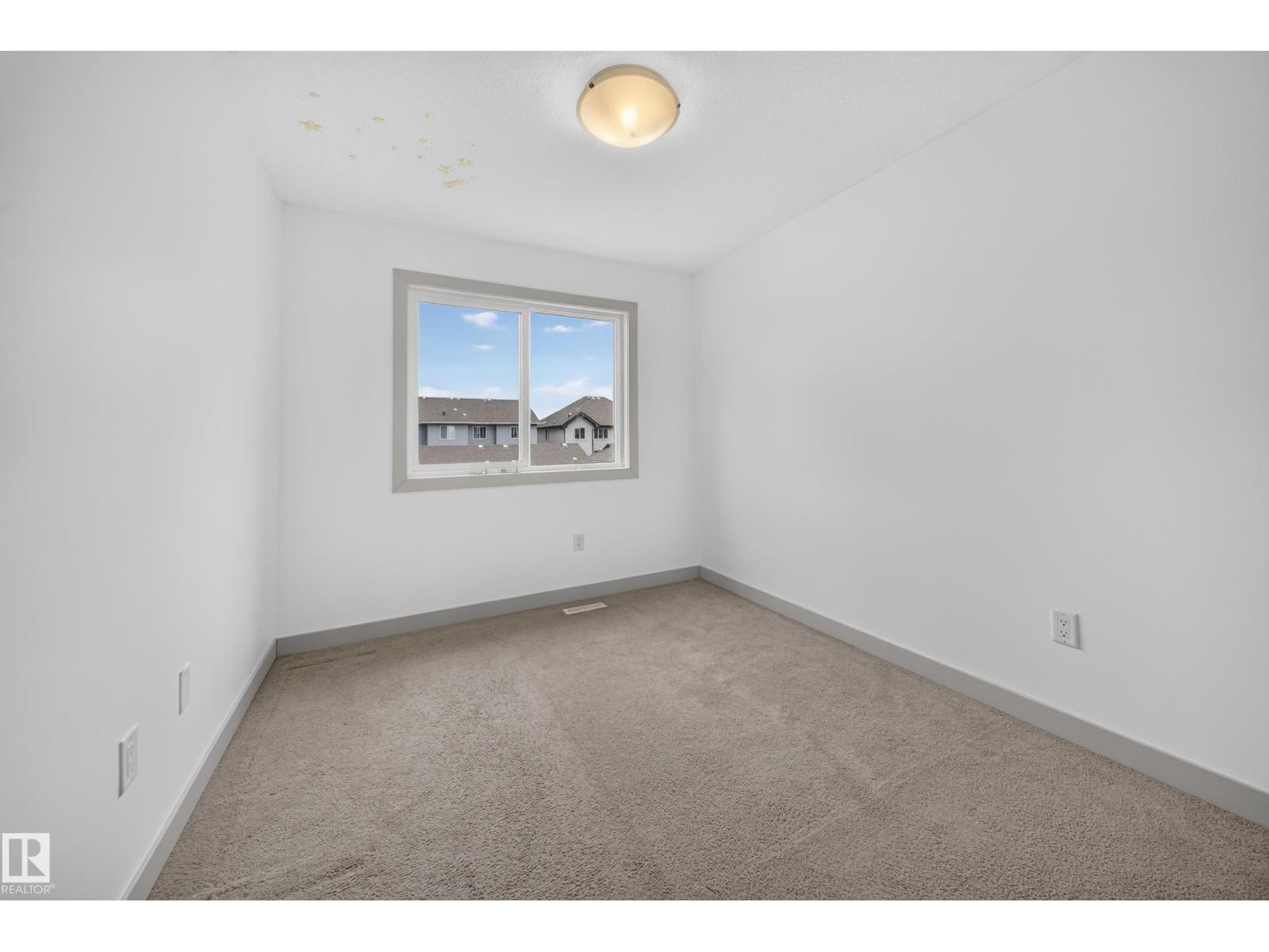 227 Cy Becker Blvd Nw, Edmonton, AB