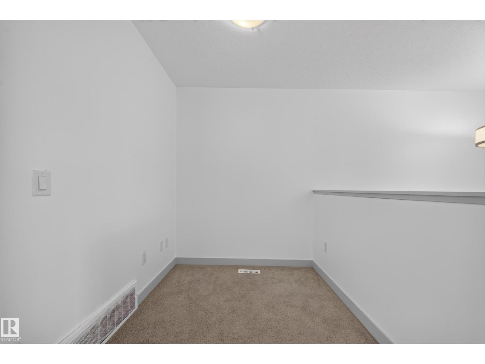227 Cy Becker Blvd Nw, Edmonton, AB