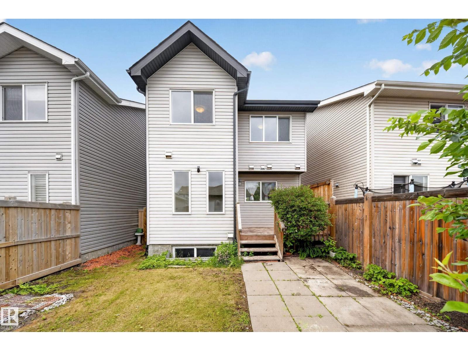 227 Cy Becker Blvd Nw, Edmonton, AB