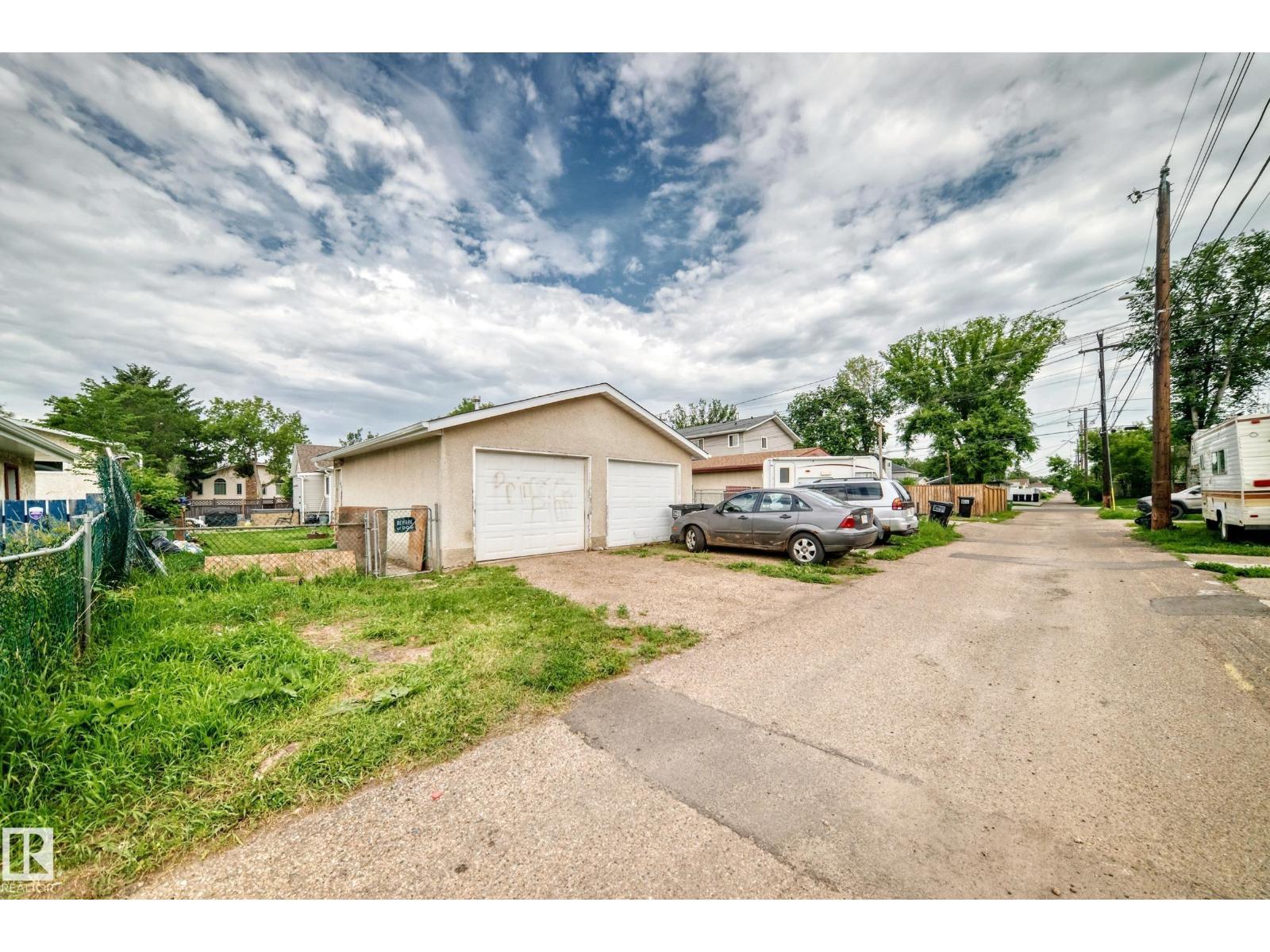 11939 89 St Nw, Edmonton, AB