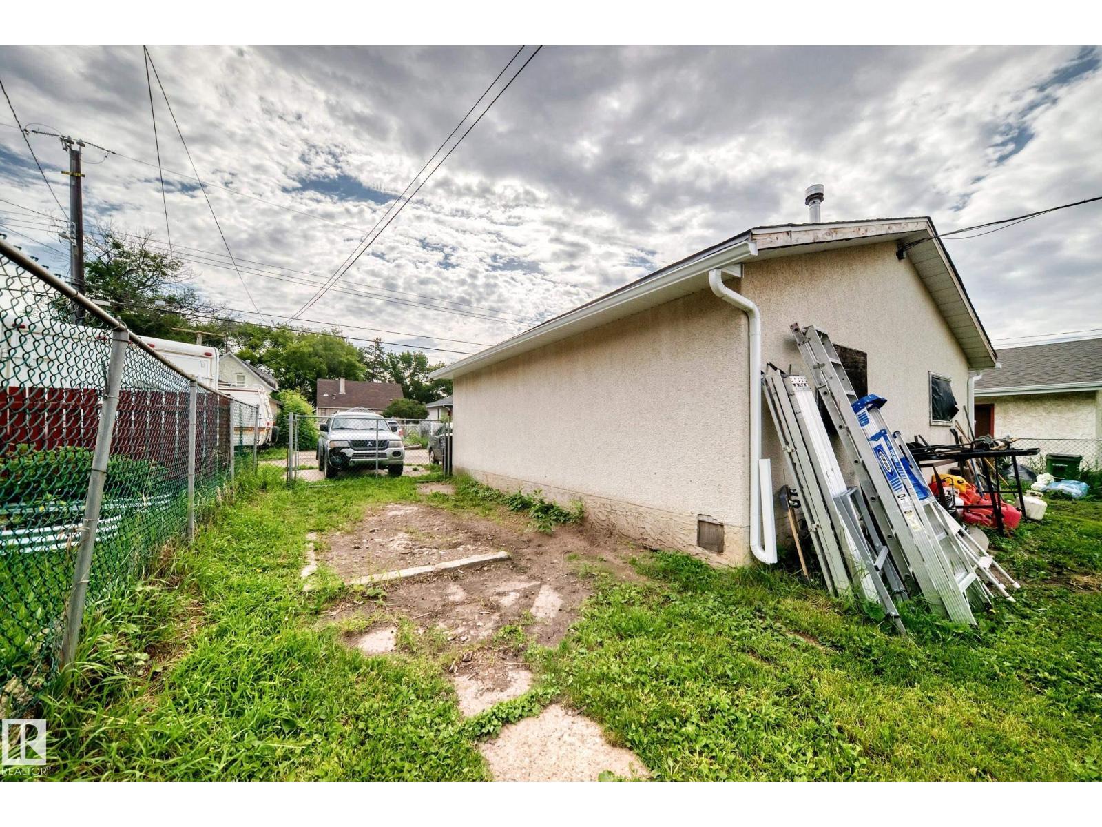11939 89 St Nw, Edmonton, AB