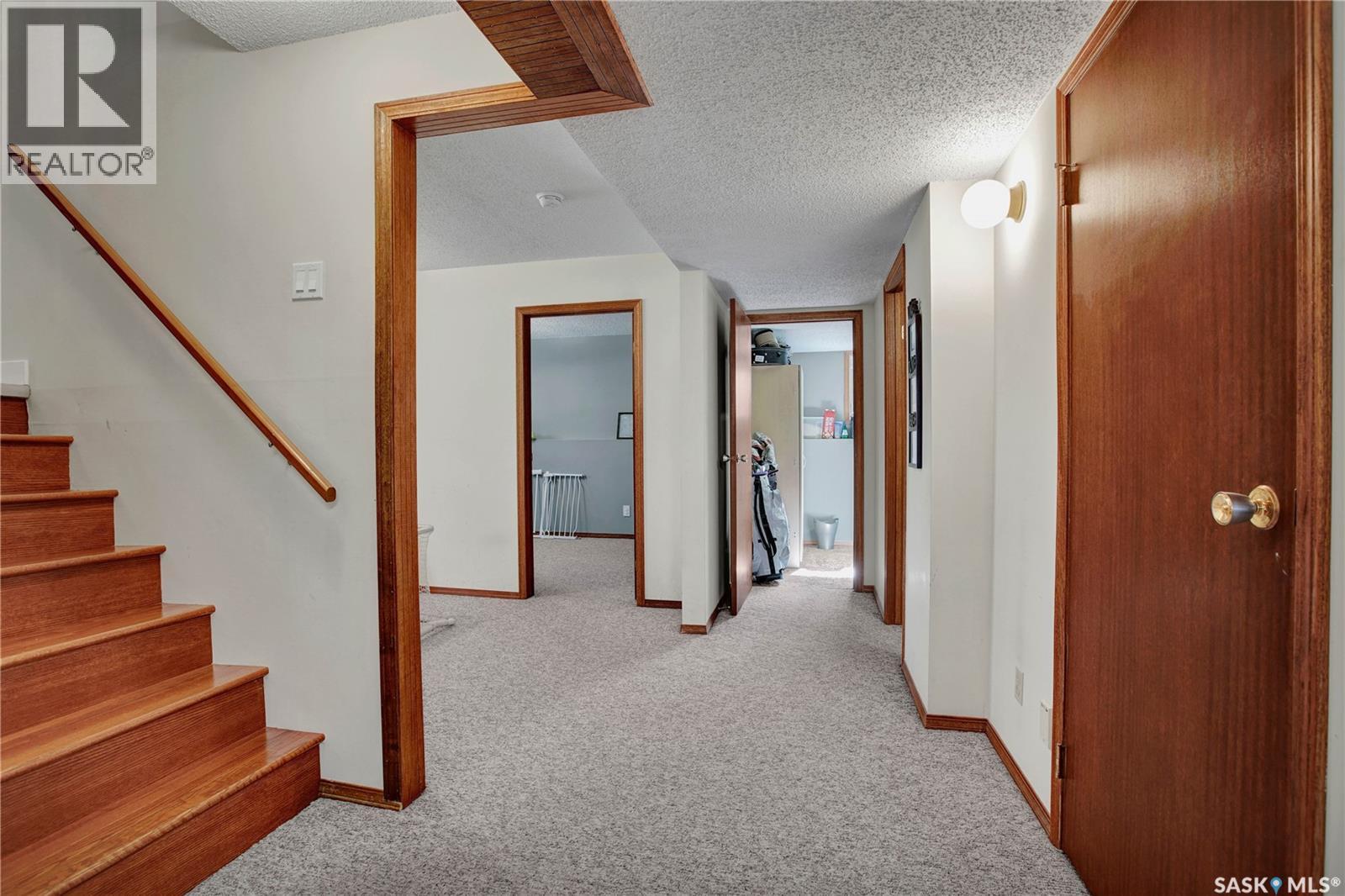 523 Pendygrasse Road, Saskatoon, SK
