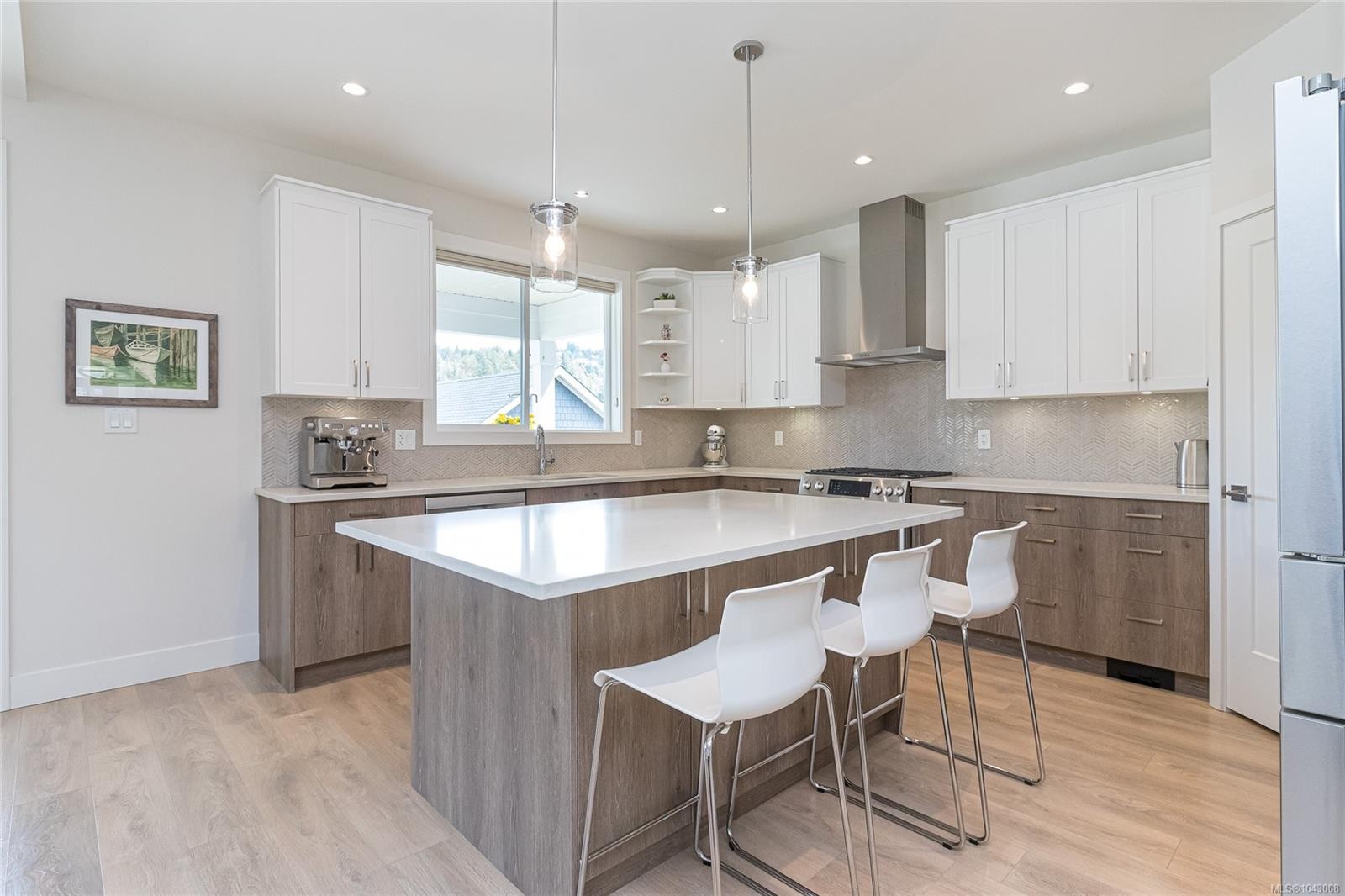 832 Ashbury Ave, Langford, BC