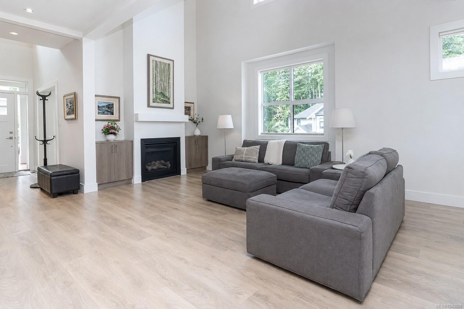 832 Ashbury Ave, Langford, BC