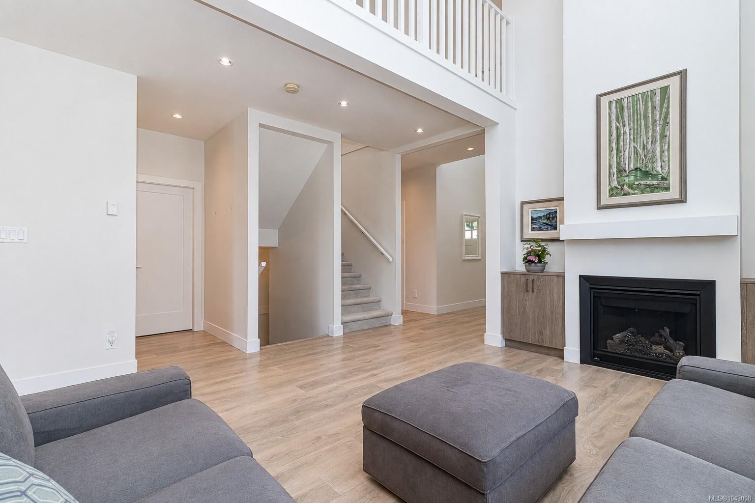 832 Ashbury Ave, Langford, BC