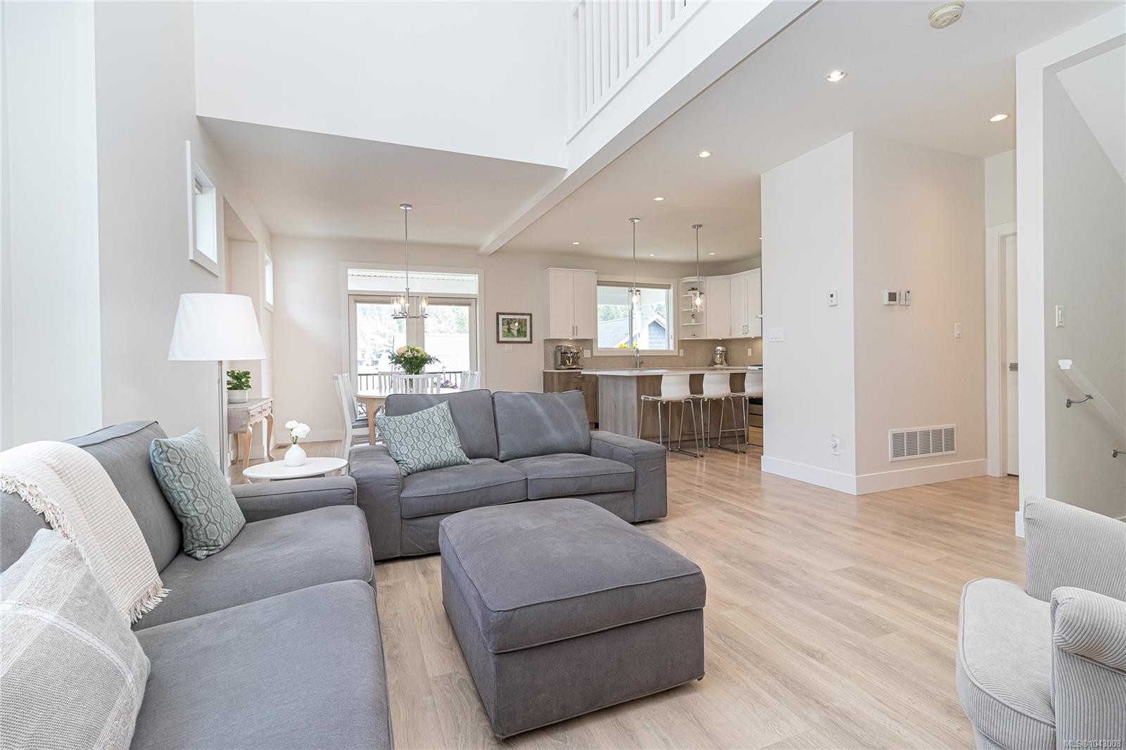 832 Ashbury Ave, Langford, BC