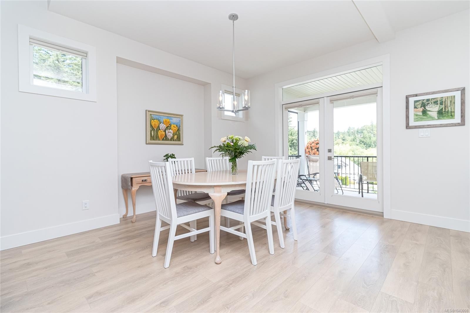 832 Ashbury Ave, Langford, BC