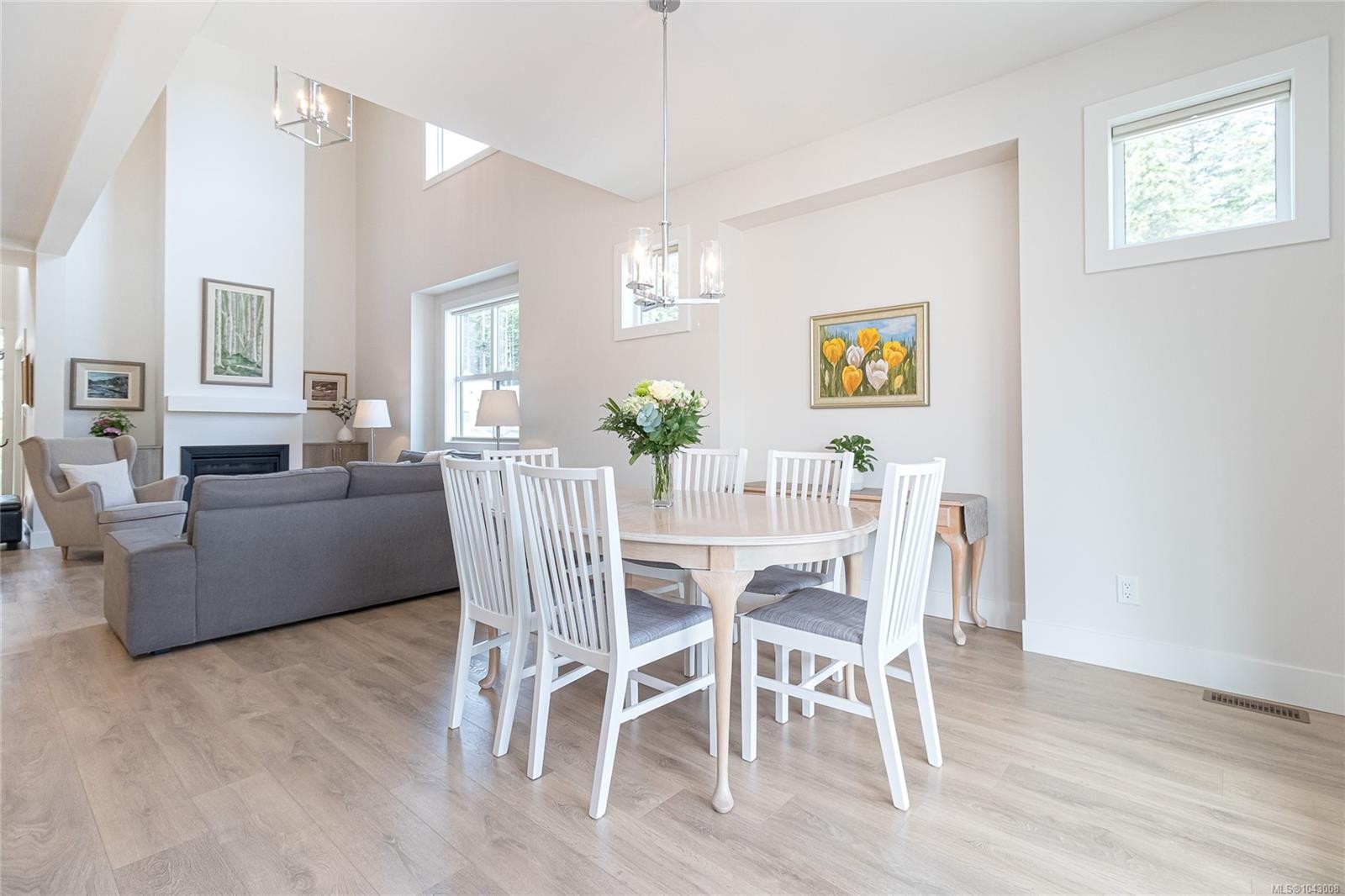 832 Ashbury Ave, Langford, BC