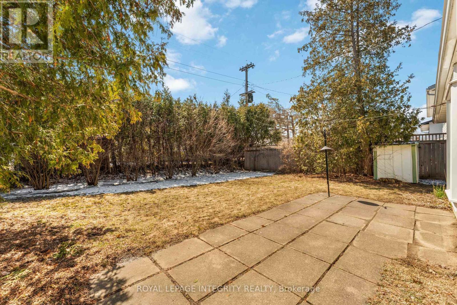 1842 Playfair Drive, Ottawa, ON