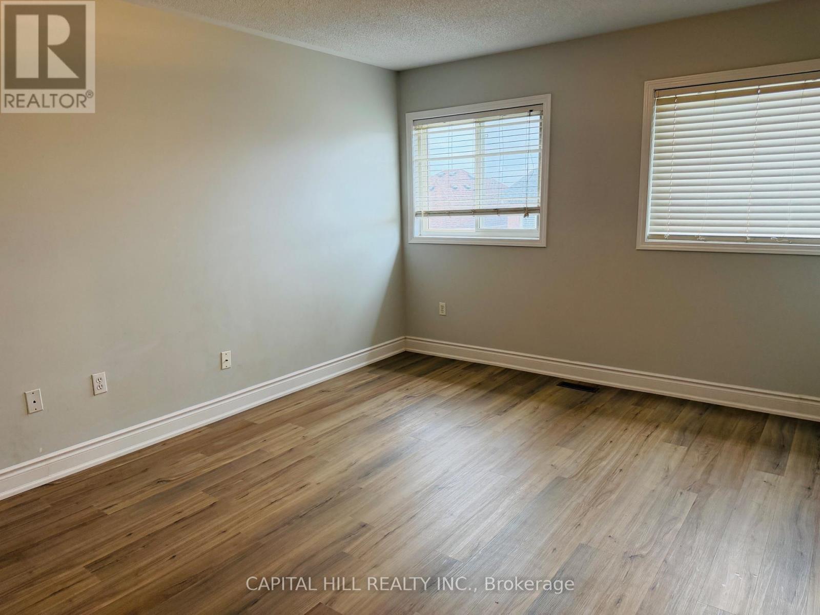 Upper - 5959 Stonebriar Crescent, Mississauga, ON