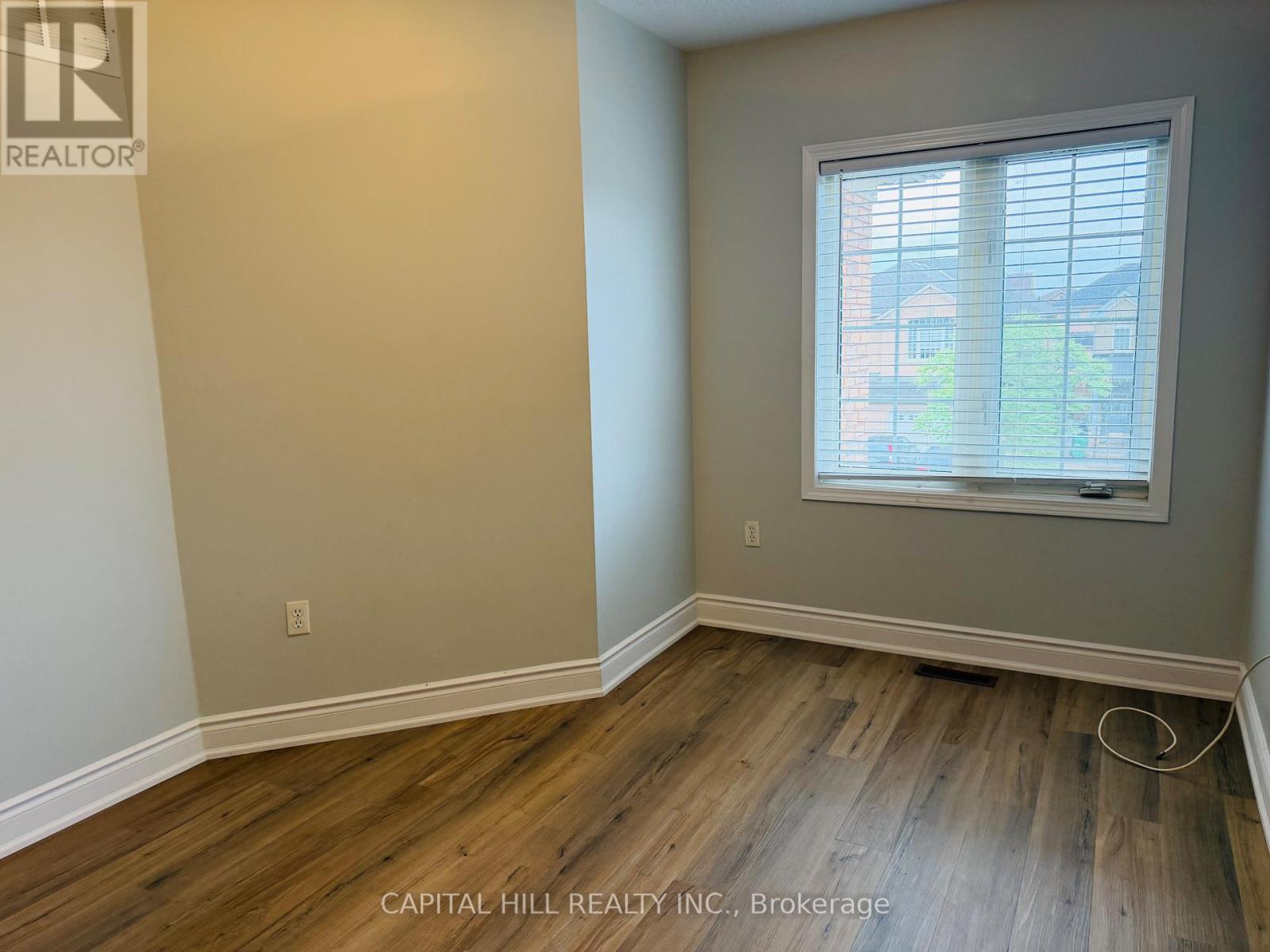 Upper - 5959 Stonebriar Crescent, Mississauga, ON
