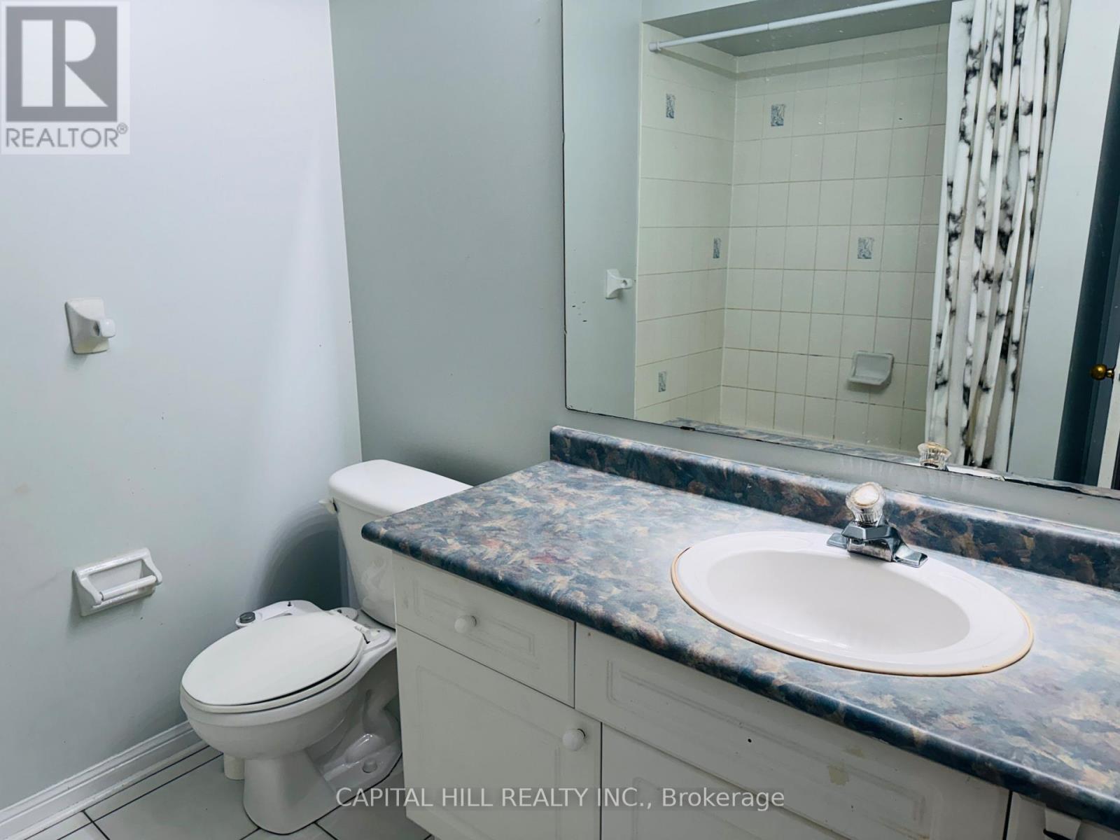 Upper - 5959 Stonebriar Crescent, Mississauga, ON