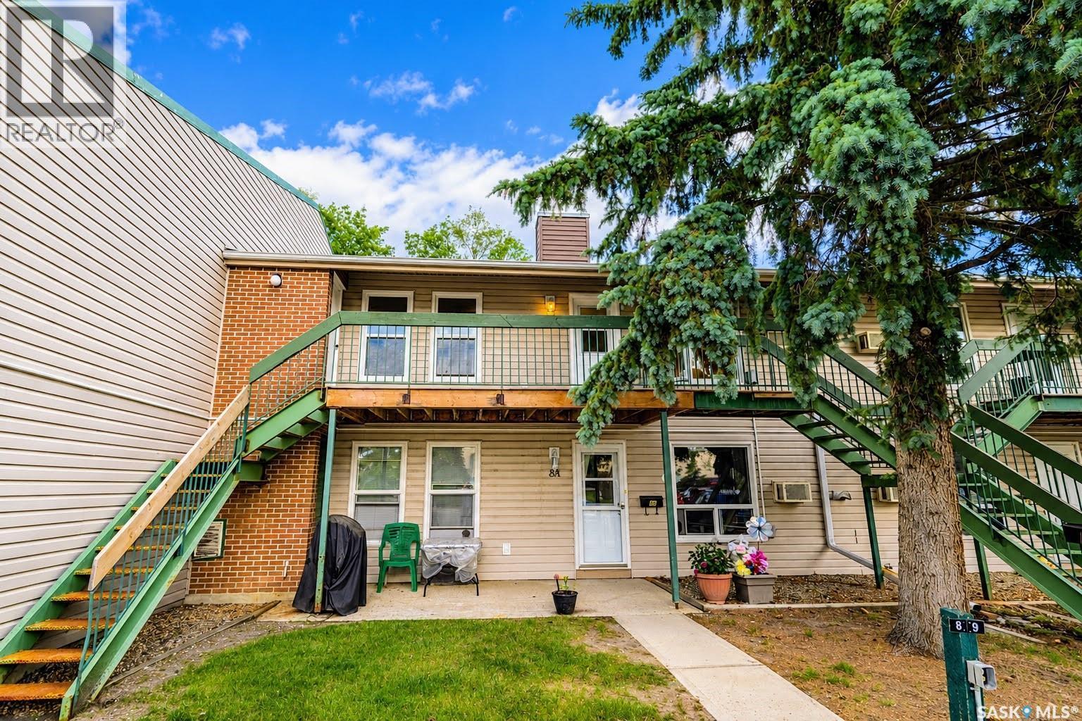 8 B Nollet Avenue, Regina, SK