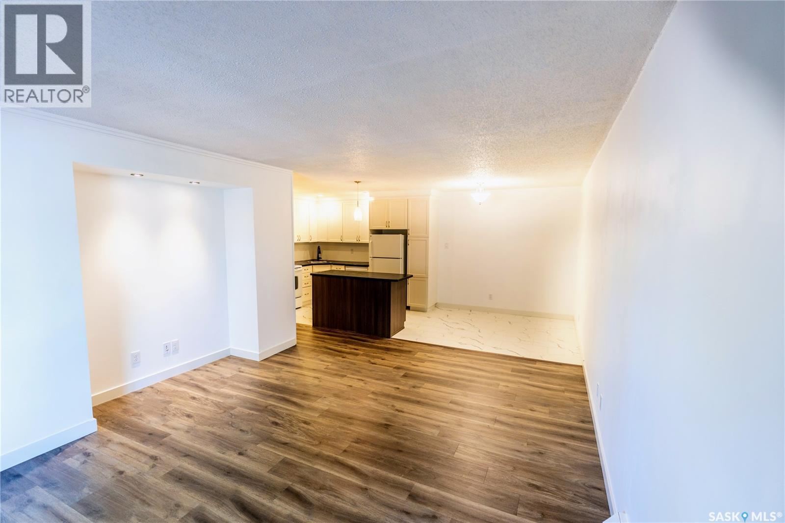 8 B Nollet Avenue, Regina, SK