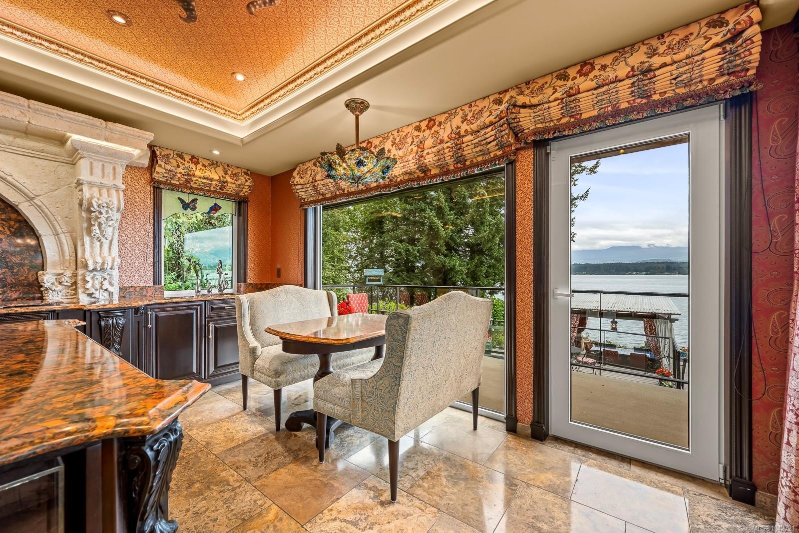 2299 Comox Ave, Comox, BC
