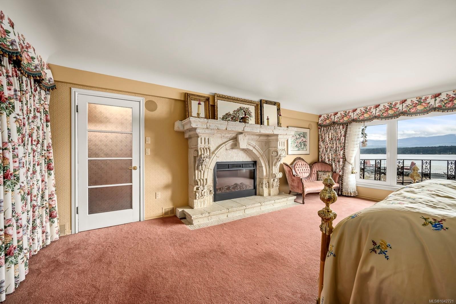 2299 Comox Ave, Comox, BC