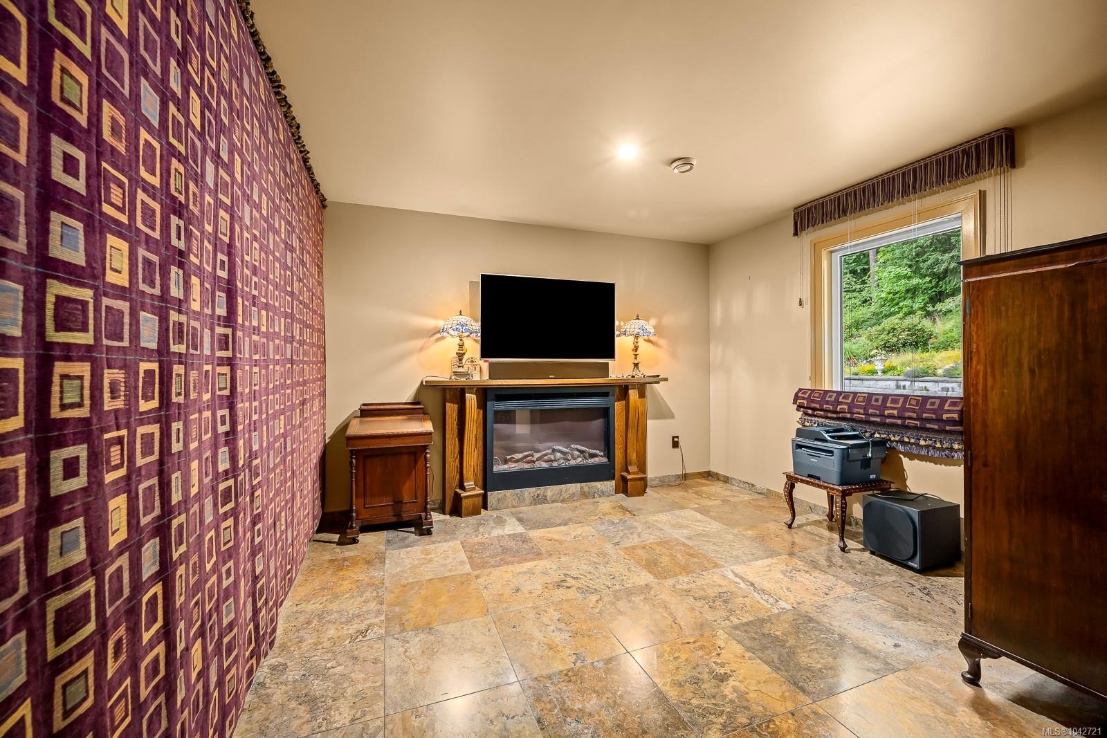 2299 Comox Ave, Comox, BC
