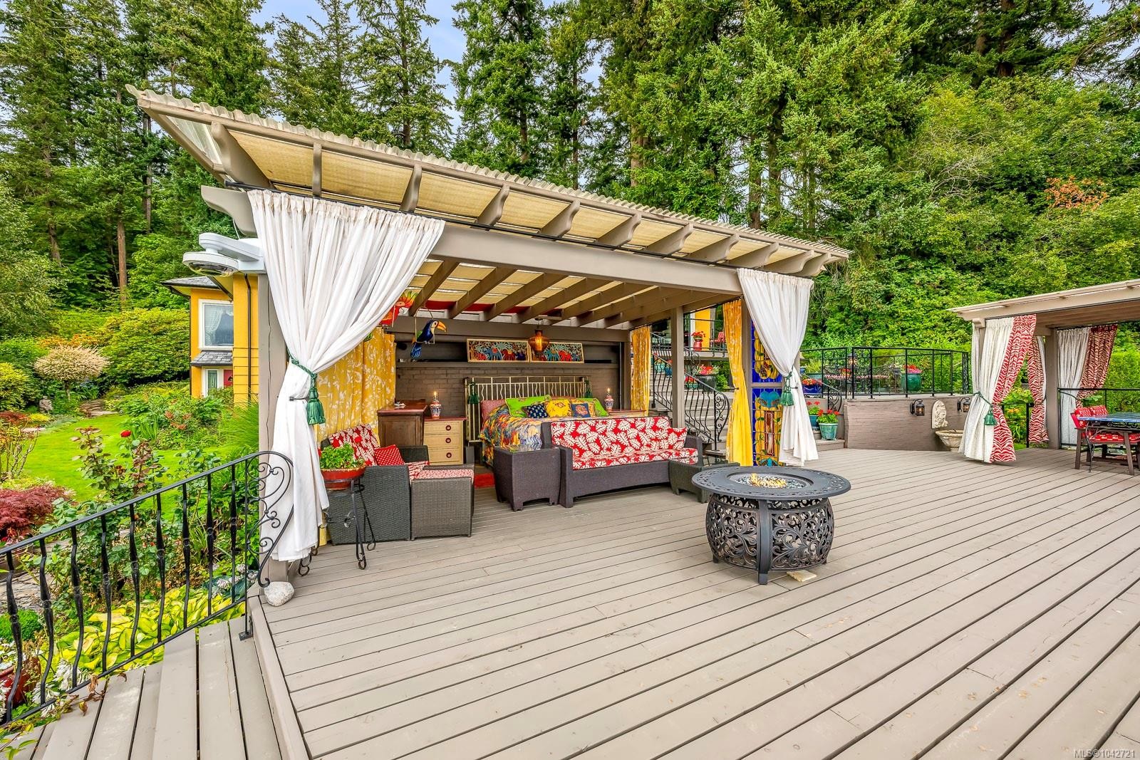 2299 Comox Ave, Comox, BC
