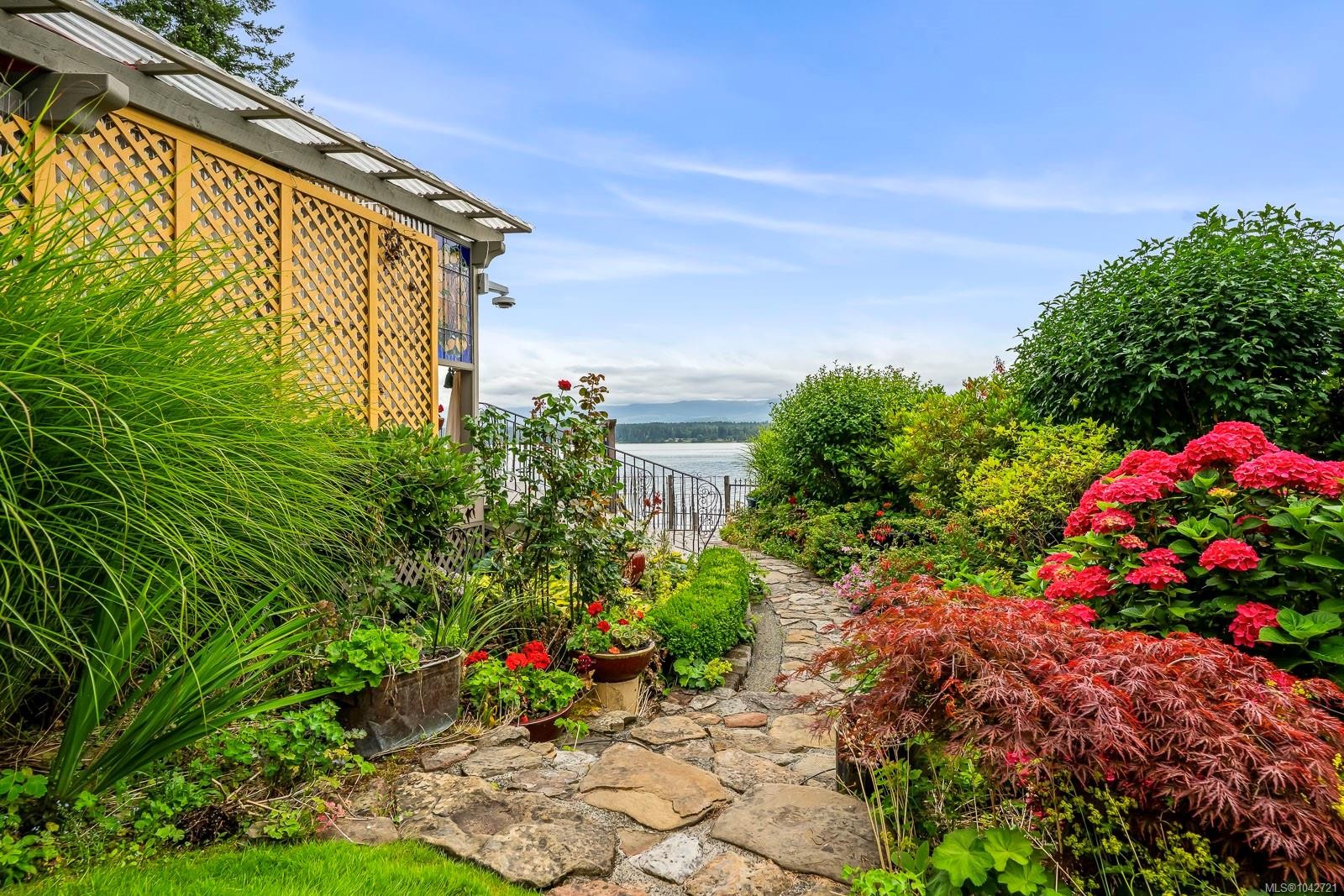 2299 Comox Ave, Comox, BC