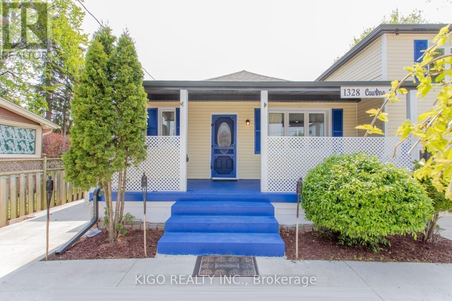 1328 Cawthra Road, Mississauga, ON