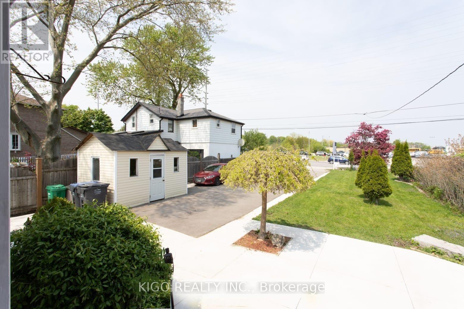 1328 Cawthra Road, Mississauga, ON