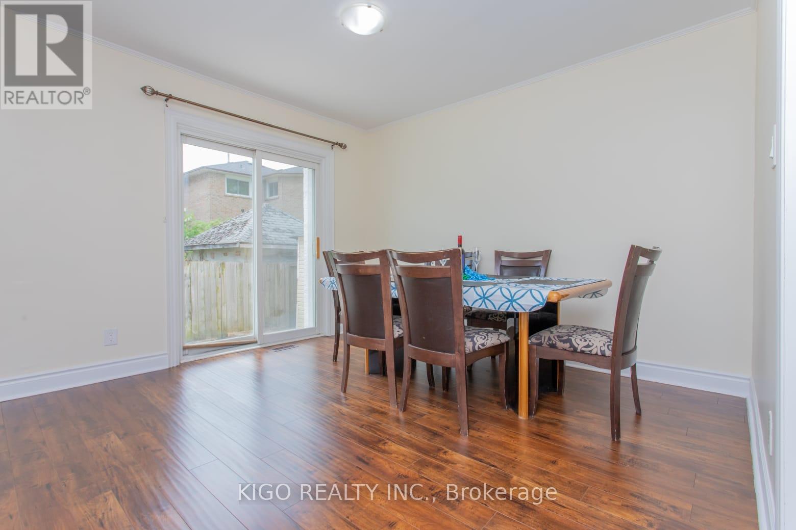 1328 Cawthra Road, Mississauga, ON