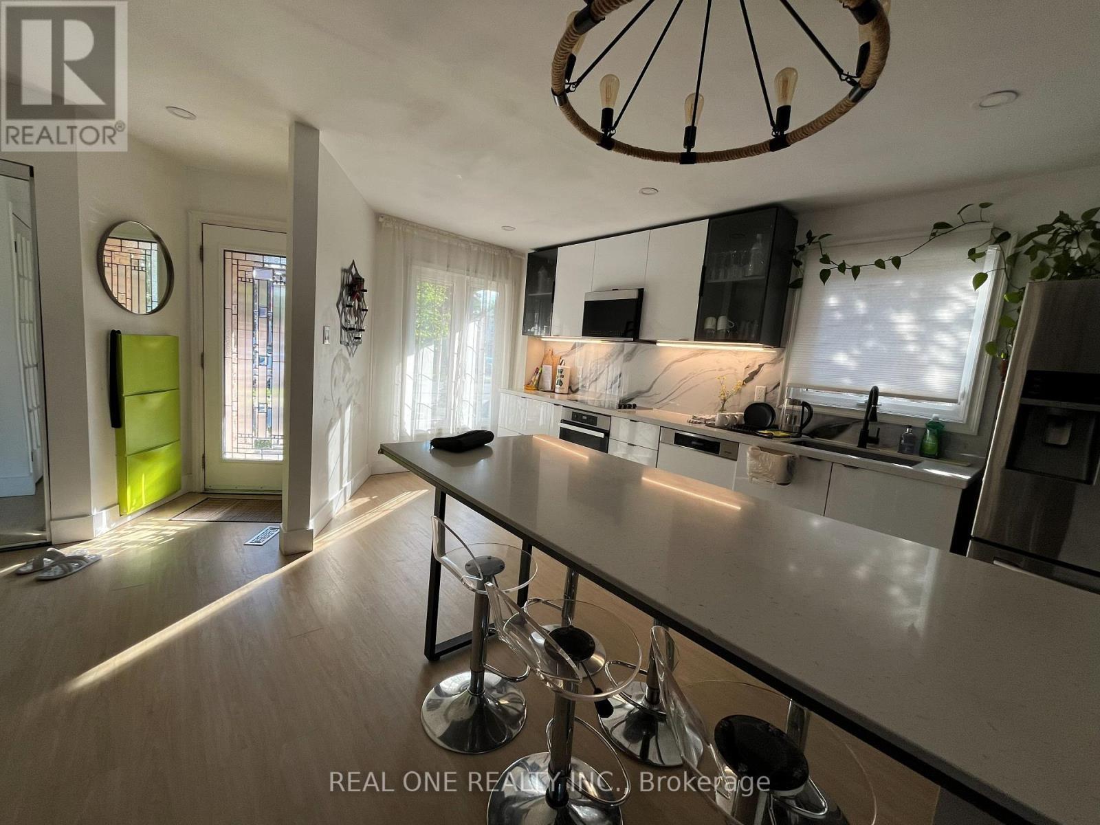 3245 Cambourne Crescent, Mississauga, ON