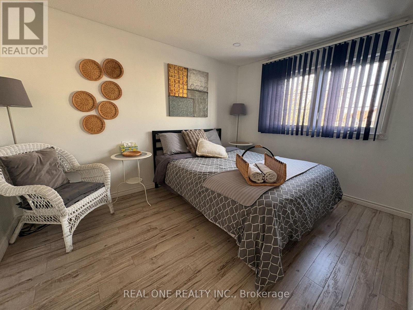 2nd Bedroom - 3245 Cambourne Crescent, Mississauga, ON