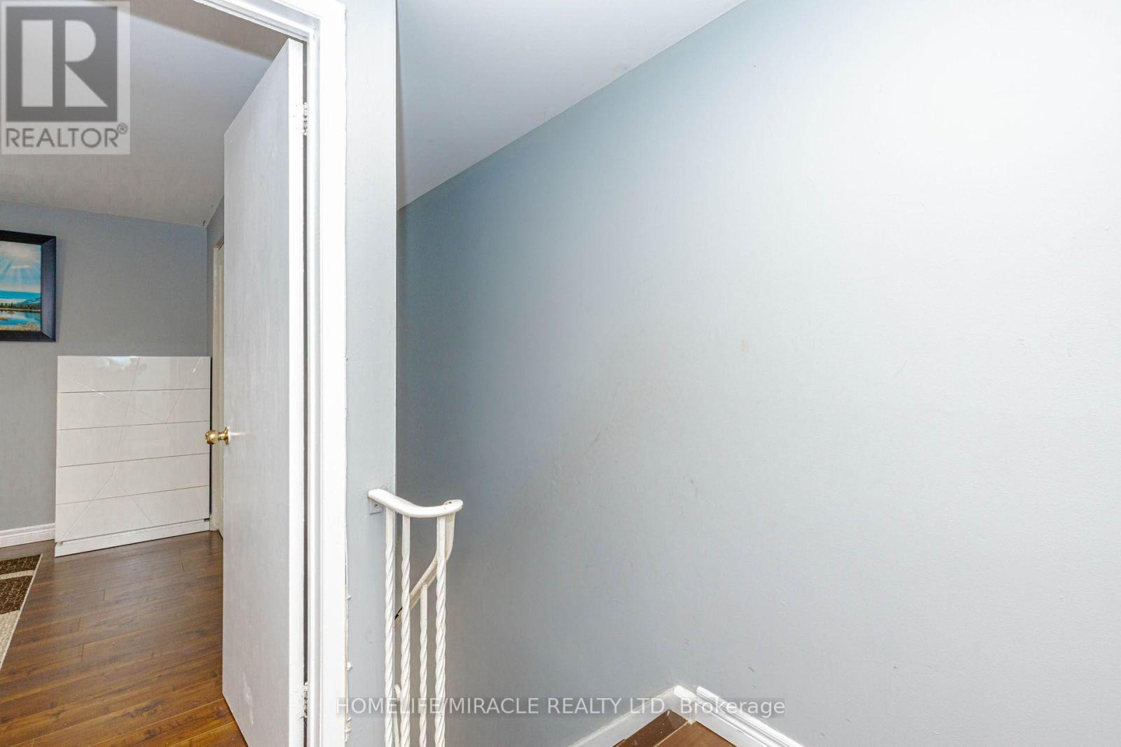 29 - 1730 Albion Road, Toronto, ON - Indoor Photo Showing Other Room