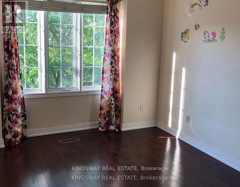 722 Four Winds Way, Mississauga, ON