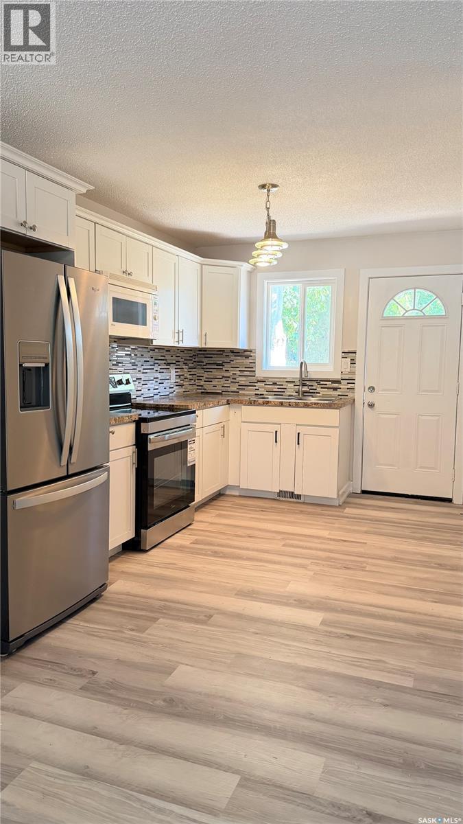 649 Douglas Crescent, Saskatoon, SK