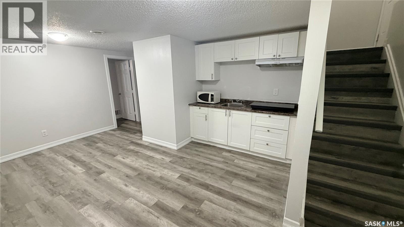 649 Douglas Crescent, Saskatoon, SK