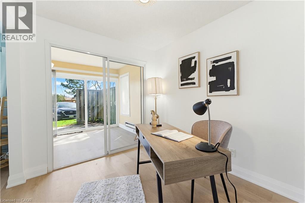 30 Hugo Crescent Unit# 110, Kitchener, ON