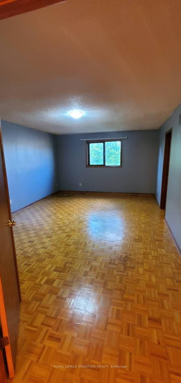 167 Surbray Grove, Mississauga, ON
