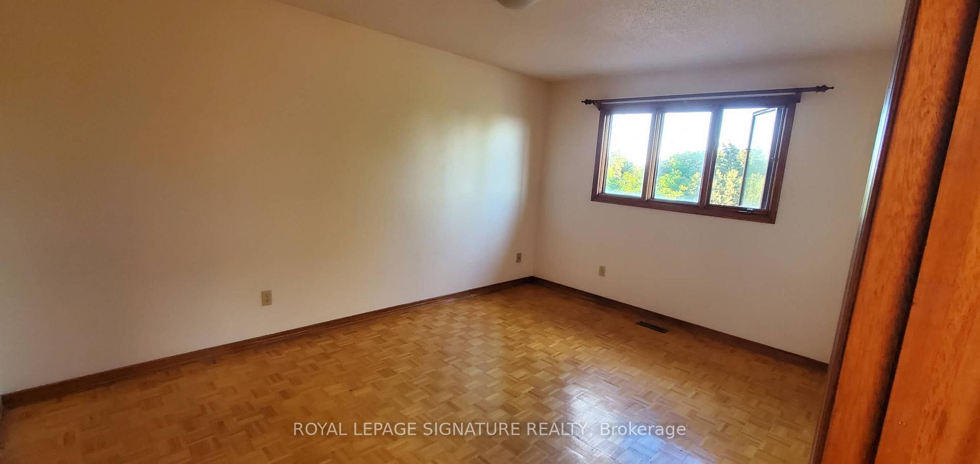 167 Surbray Grove, Mississauga, ON