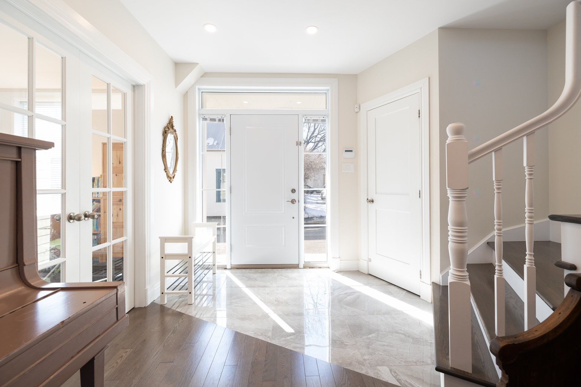 Mud Room - 5 Av. St-Jean-Baptiste, Pointe-Claire, QC - Indoor Photo Showing Other Room