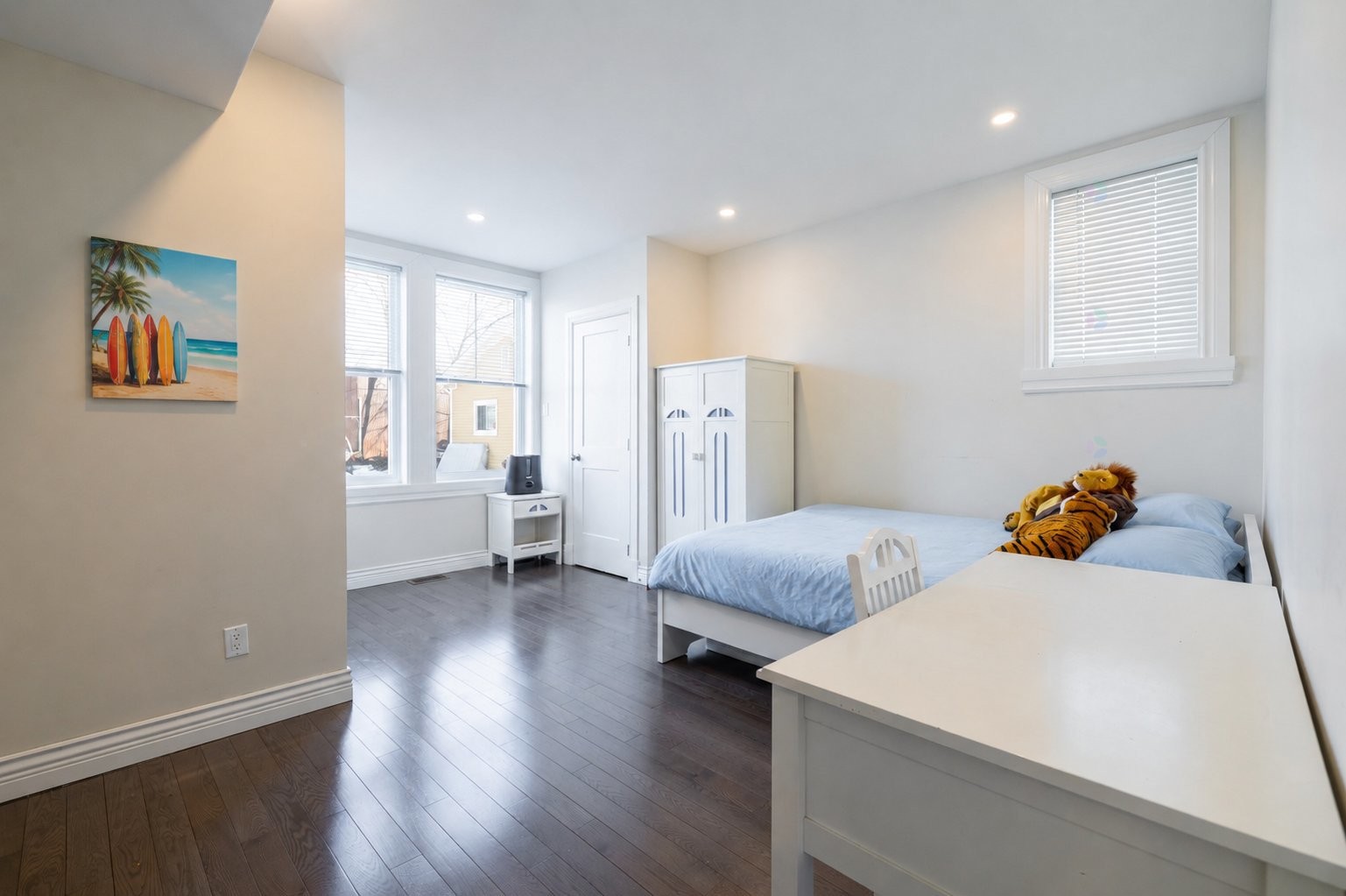 Bedroom - 5 Av. St-Jean-Baptiste, Pointe-Claire, QC - Indoor Photo Showing Bedroom