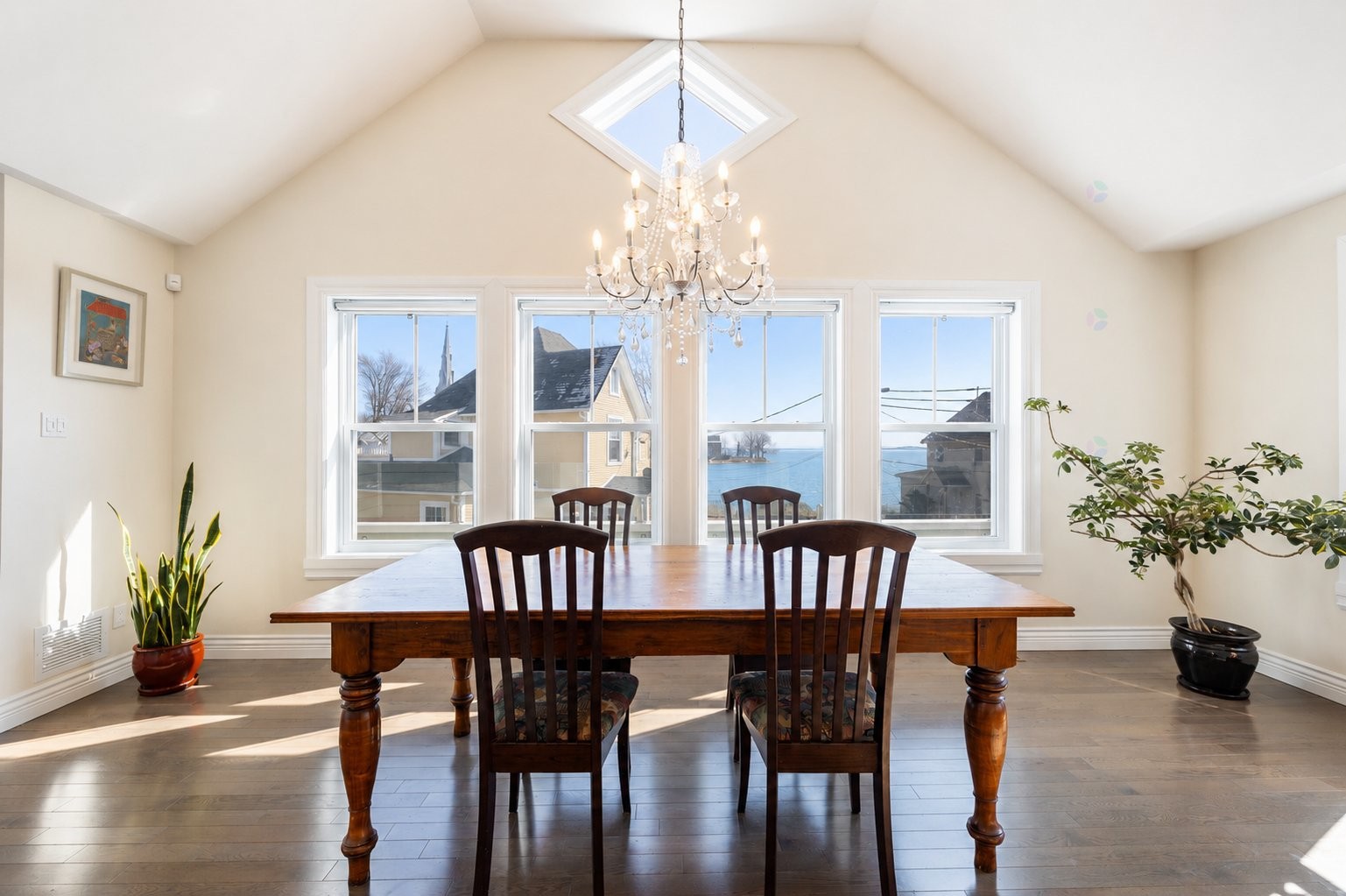Dining Room - 5 Av. St-Jean-Baptiste, Pointe-Claire, QC - Indoor Photo Showing Dining Room