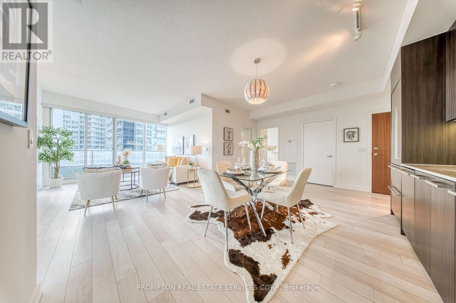 2511 - 115 Mcmahon Drive, Toronto, ON