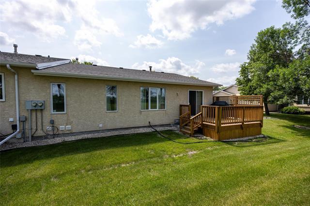 27-1 Waterfront Rd, Winnipeg, MB