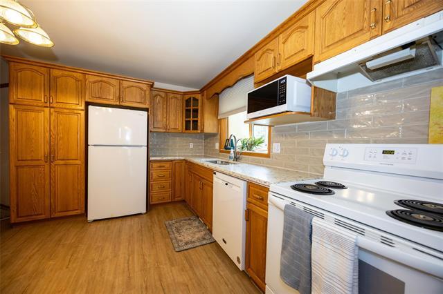 27-1 Waterfront Rd, Winnipeg, MB