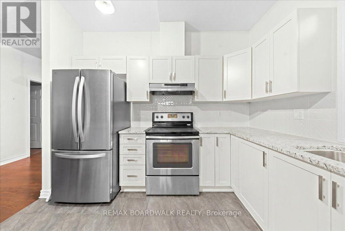 Kitchen 2 - 116 Passageway Private, Ottawa, ON