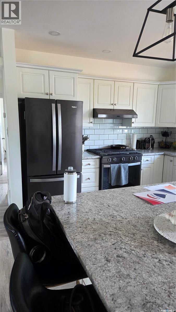1322 Queen Crescent, Moose Jaw, SK