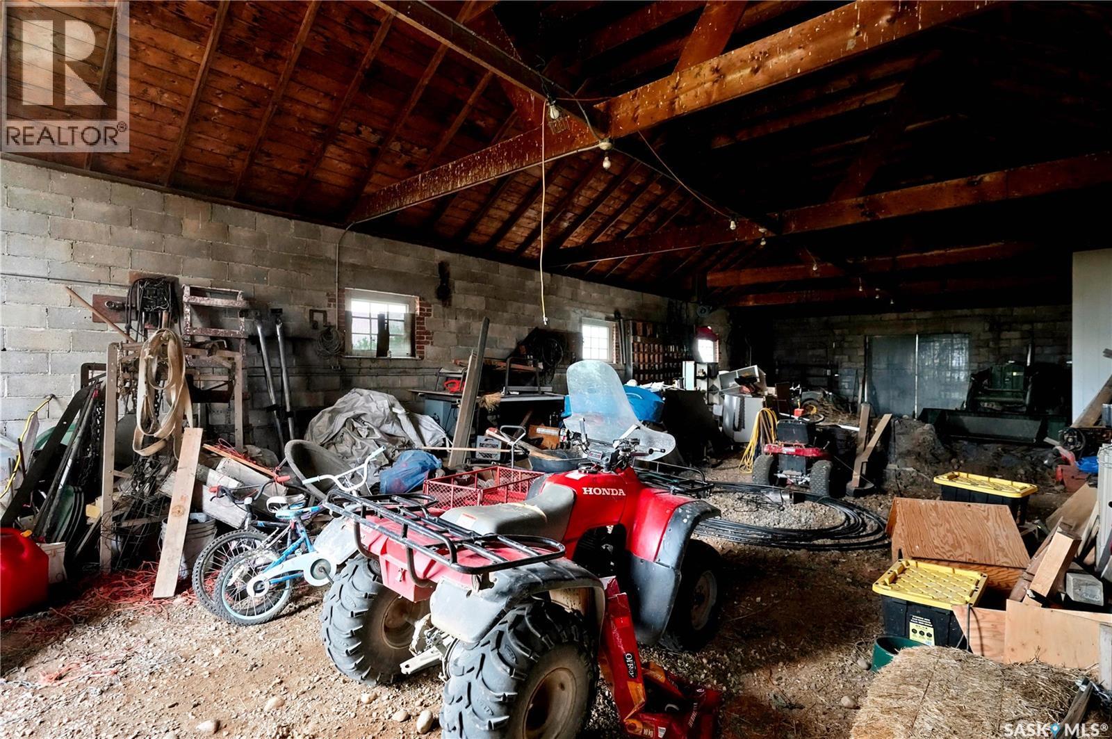 Reimer Acreage, Caron Rm No. 162, SK